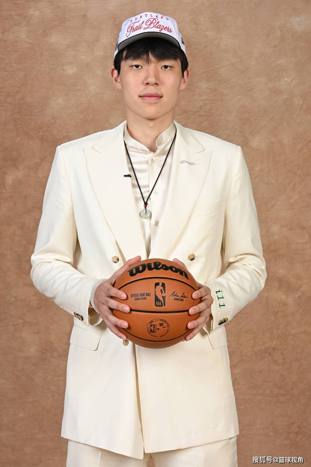 波特兰开拓者队标