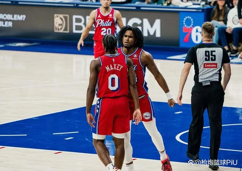 费城76人发布备战花絮;窗口期内部沟通;欧冠任务艰巨;赛程密集仍需轮换 费城76人发布备战花絮;窗口期内部沟通;欧冠任务艰巨;赛程密集仍需轮换