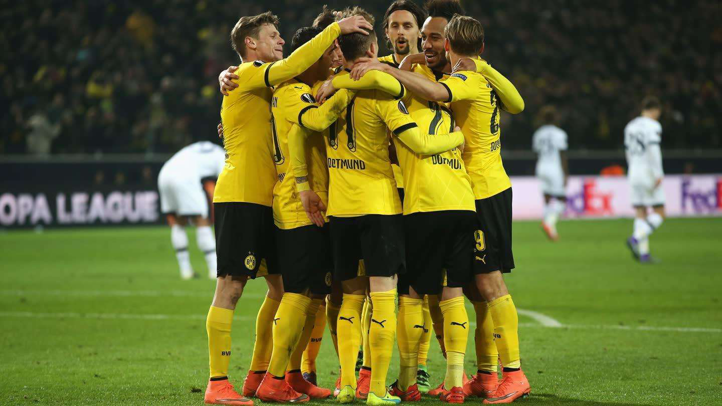 多特蒙德训练开放日；赛前门线救险引欢呼；欧联在即；更衣室氛围转暖(德甲多特蒙德最新消息)