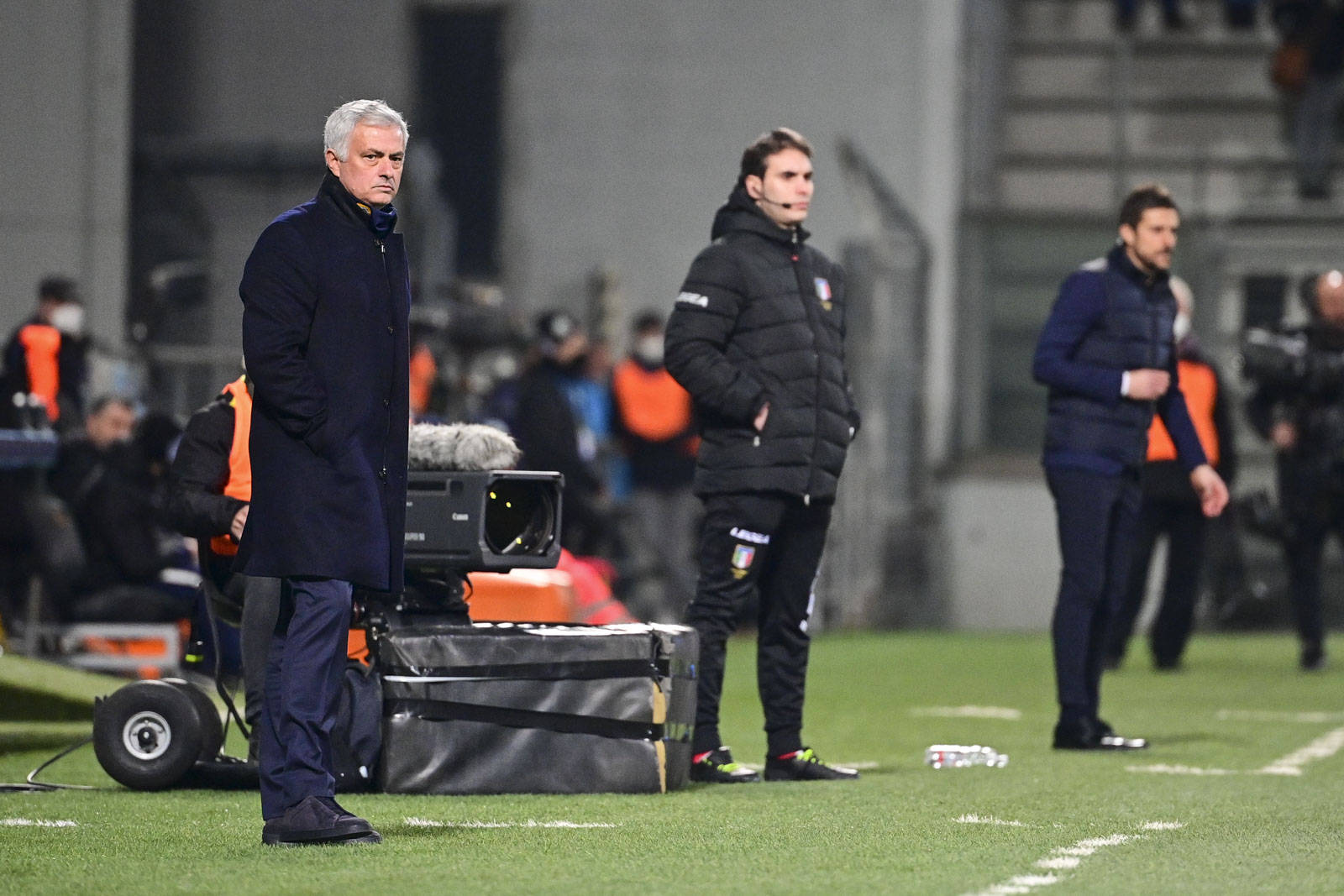 爱游戏-意大利杯今晨走向成谜，里尔绝杀压哨，话题不断，身体对抗强度拉满的简单介绍